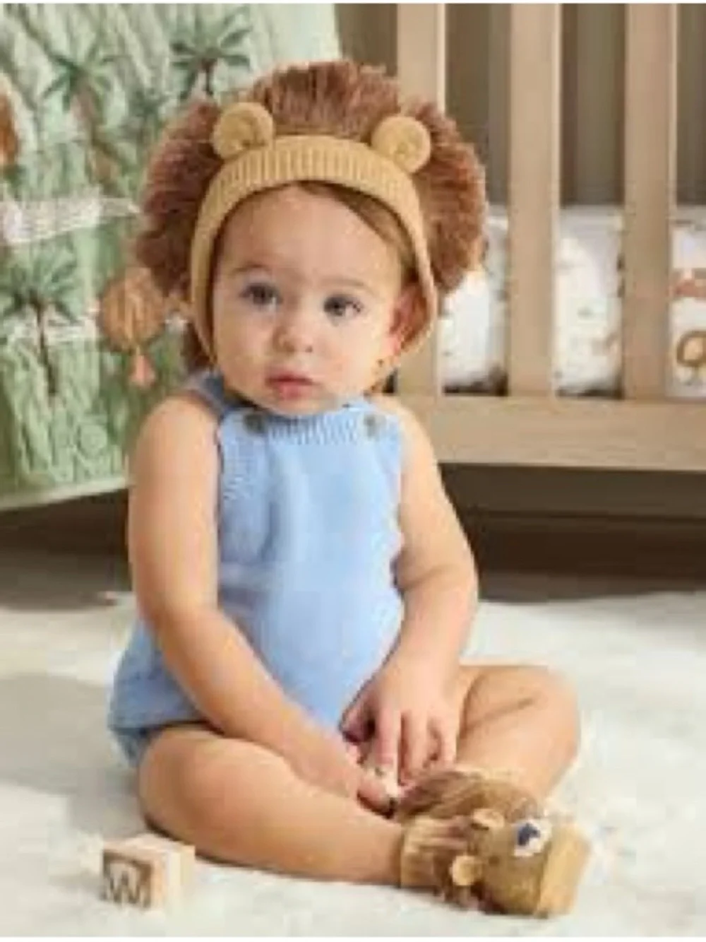 Pottery Barn Kids Lion Knit Baby Hat & Booties Set in Camel Sz 3-6 months BN